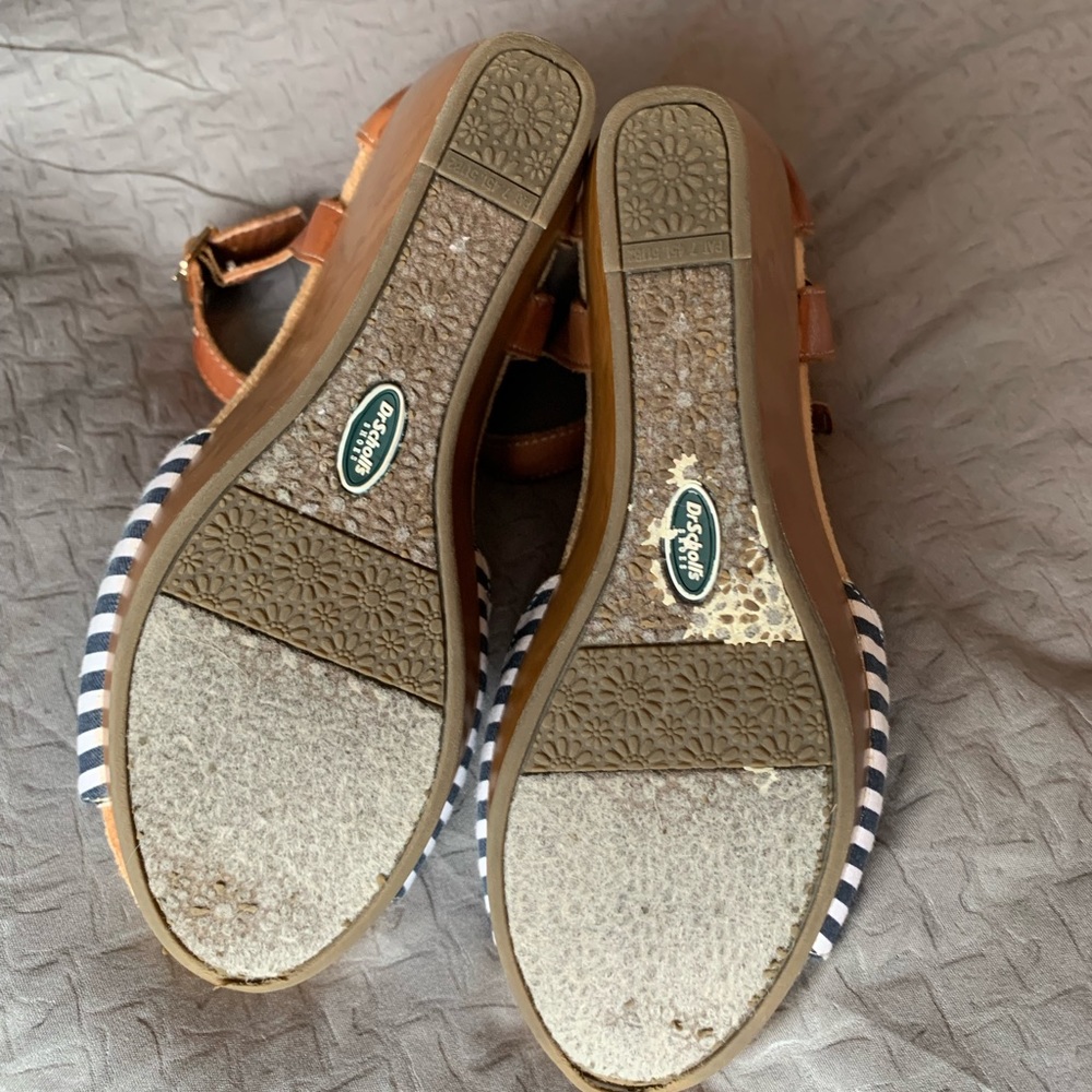 Dr. Scholl’s Wedge Sandals - Picture 5 of 8